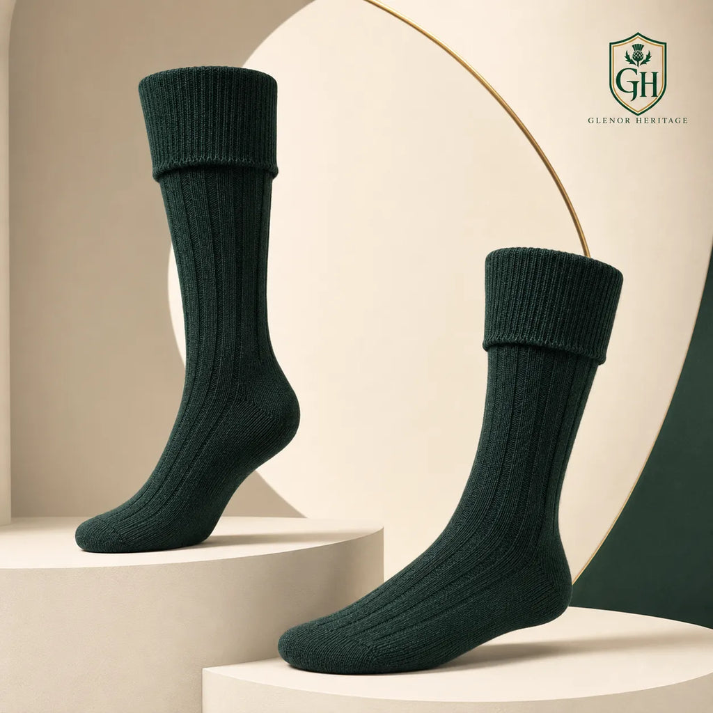 Green kilt hose full length showing knee-high ribbed design – ideal for Celtic festivals and pipe band