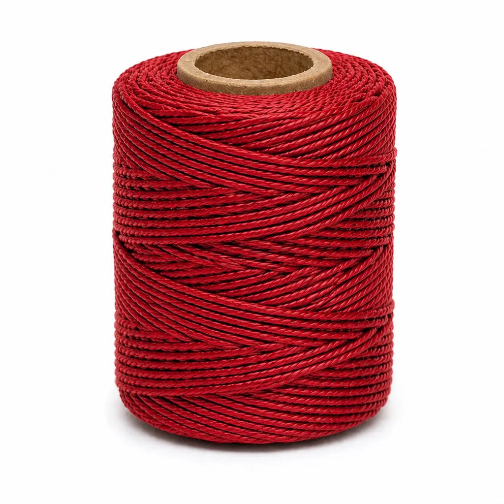 Red bagpipe hemp thread by Glenor Heritage – non-waxed coloured hemp for pipe band accessories